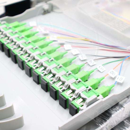 3U Sliding On Rail Modular Patch Panel – Model 03 – 144 FO (2)_1